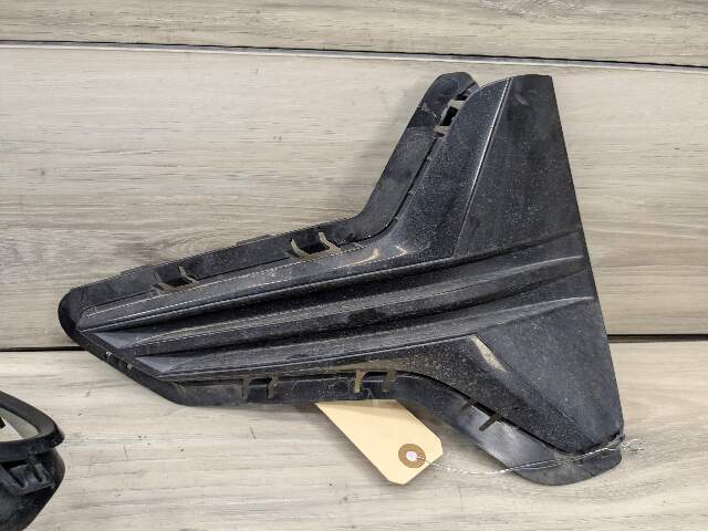 19-24 OEM BMW G20 330 M340 Front Bumper Left Driver Side Air Duct Trim Grille