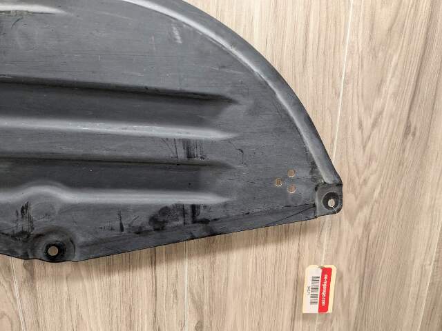 19-25 OEM BMW G20 G23 G26 G42 Center Underbody Underfloor Cover Splash Guard AWD