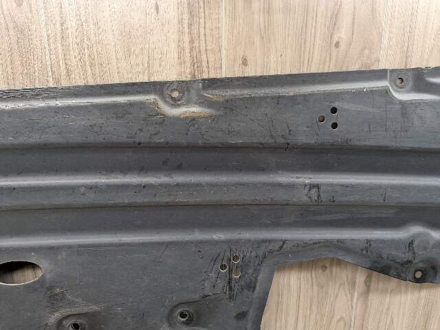 19-25 OEM BMW G20 G23 G26 G42 Center Underbody Underfloor Cover Splash Guard AWD