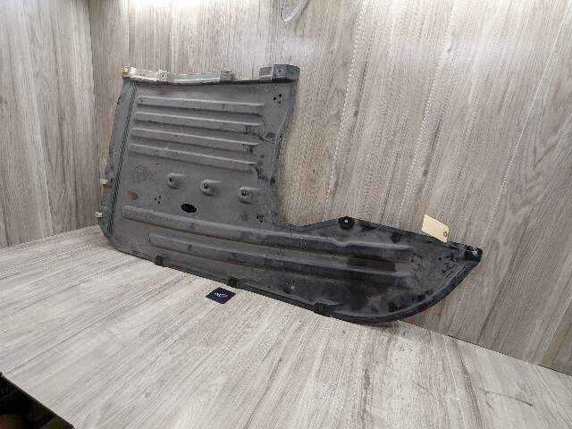 19-25 OEM BMW G20 G23 G26 G42 Center Underbody Underfloor Cover Splash Guard AWD
