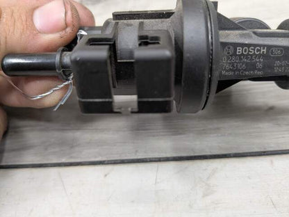 OEM BMW G01 G02 G05 G12 G20 G30 Fuel Tank Vapor Breather Valve B46 B58