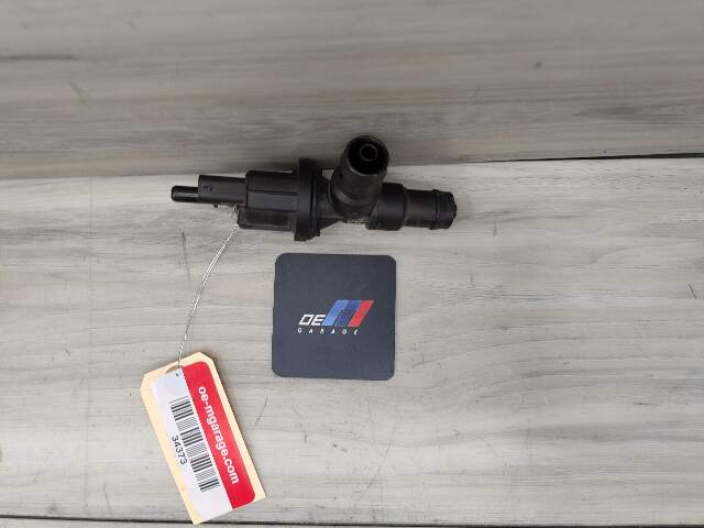 OEM BMW G01 G02 G05 G12 G20 G30 Fuel Tank Vapor Breather Valve B46 B58