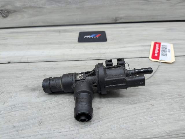 OEM BMW G01 G02 G05 G12 G20 G30 Fuel Tank Vapor Breather Valve B46 B58