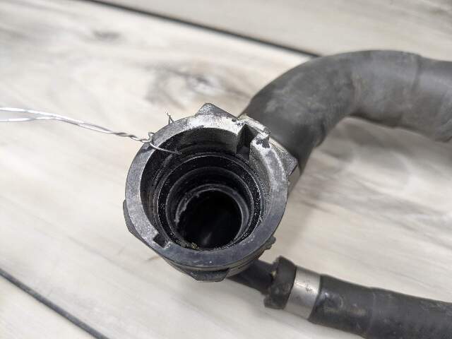 19-24 OEM BMW G20 330 Radiator Charge Air Coolant Upper Hose Pipe Tube Line B46