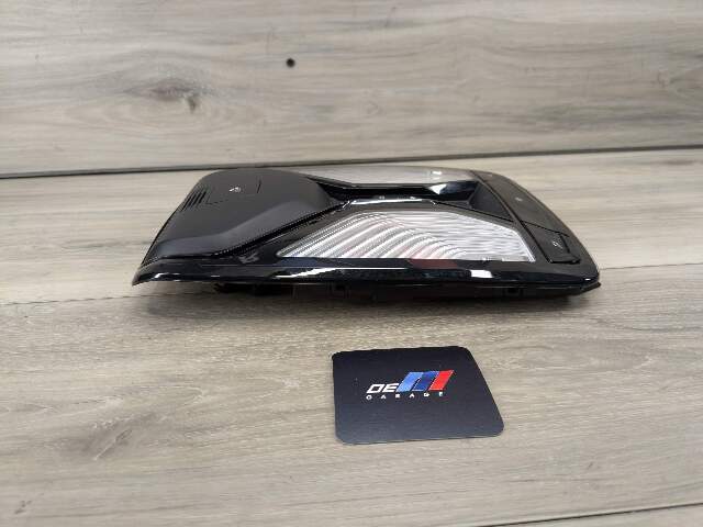 OEM BMW G01 G02 G05 G20 G30 330 M340 Front Roof Console Dome Light SOS Switch