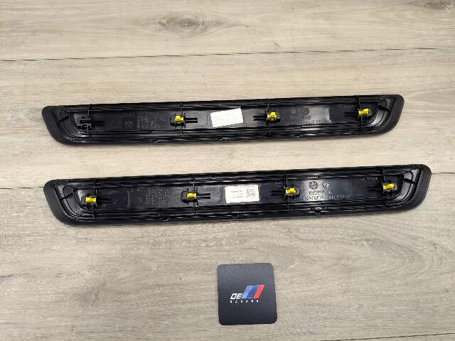 NOTE* 19-24 OEM BMW G20 330 Front Left Right Door Sills Cover Scuff Plates PAIR