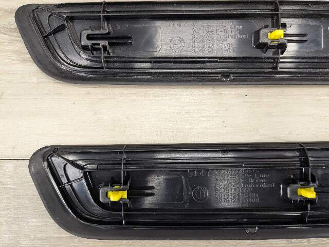 NOTE* 19-24 OEM BMW G20 330 Front Left Right Door Sills Cover Scuff Plates PAIR