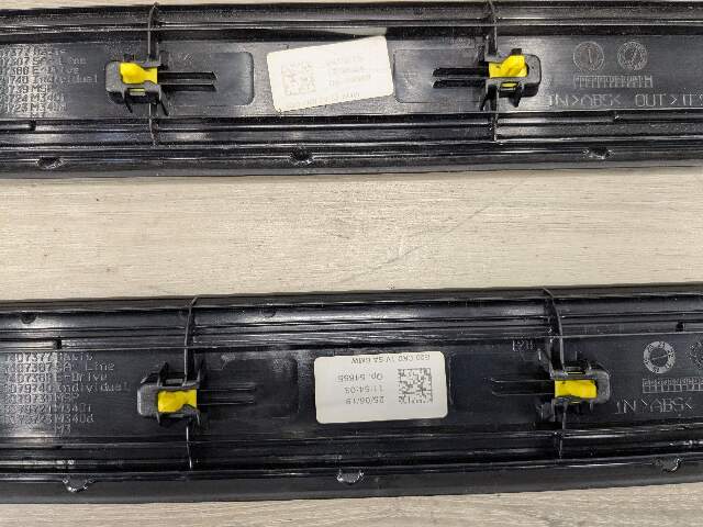 NOTE* 19-24 OEM BMW G20 330 Front Left Right Door Sills Cover Scuff Plates PAIR