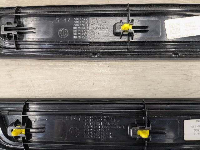 NOTE* 19-24 OEM BMW G20 330 Front Left Right Door Sills Cover Scuff Plates PAIR