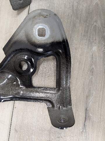 19-24 OEM BMW G20 330 M340 Front Right Passenher Side Fender Holder Bracket SET
