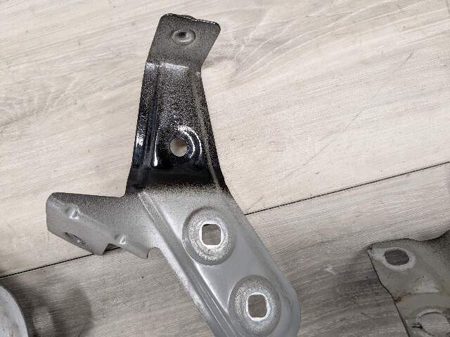 19-24 OEM BMW G20 330 M340 Front Right Passenher Side Fender Holder Bracket SET