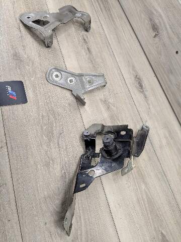 19-24 OEM BMW G20 330 M340 Front Right Passenher Side Fender Holder Bracket SET