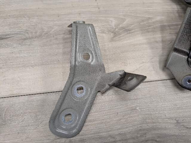 19-24 OEM BMW G20 330 M340 Front Right Passenher Side Fender Holder Bracket SET