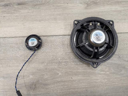 OEM BMW G01 G02 G05 G07 X3 X5 X7 Audio Sound Midrange Door Speaker Tweeter PAIR