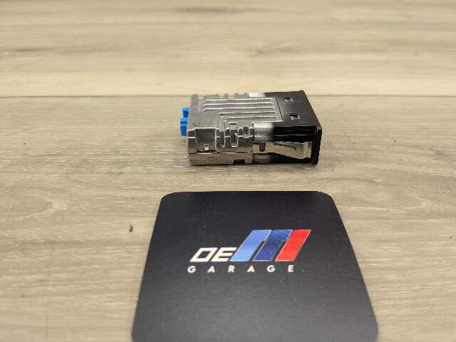 OEM BMW G01 G02 G11 G12 G20 G30 F97 USB Type C Charger Port Socket Connector