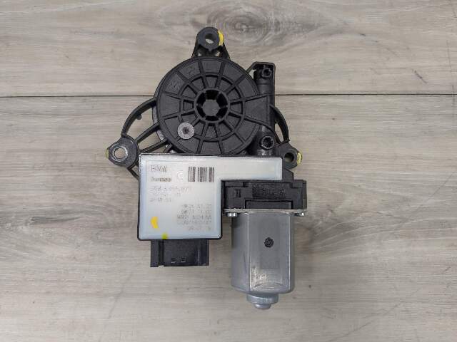 OEM BMW G20 G80 330 M340 M3 REAR Left Driver Side Door Window Regulator Motor