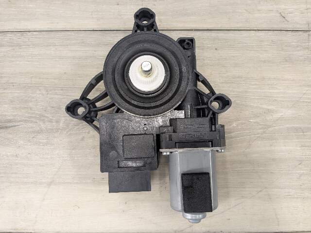 OEM BMW G20 G80 330 M340 M3 FRONT Left Driver Side Door Window Regulator Motor