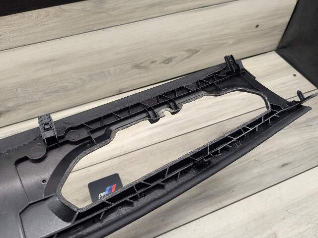 14-19 OEM BMW F15 F16 X5 X6 F85 F86 Nappa Leather Upper Dash Screen Trim Panel