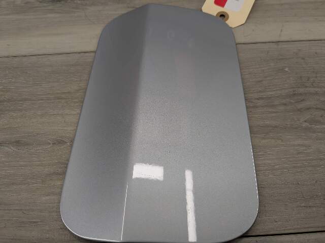 12-18 OEM BMW F30 F80 M3 Rear Fuel Gas Tank Flap Filler Lid Cover Cap Silver A83