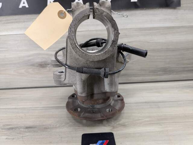 12-18 OEM BMW F30 F31 RWD Front Right Passenger Hub Knuckle Wheel Bearing