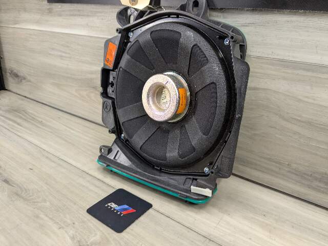 19-25 OEM BMW G20 G23 G42 G80 G82 Right Passeneger Sub Subwoofer Audio Speaker