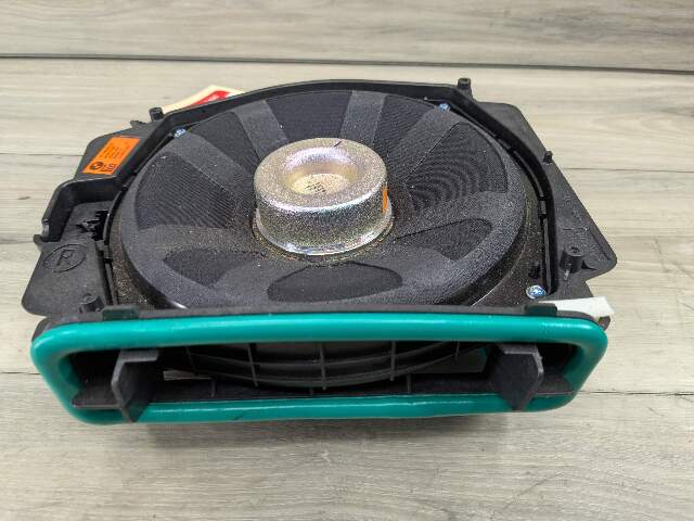 19-25 OEM BMW G20 G23 G42 G80 G82 Right Passeneger Sub Subwoofer Audio Speaker