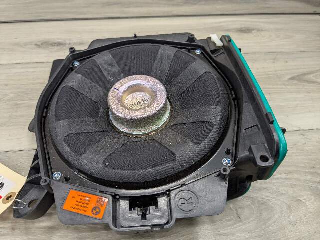 19-25 OEM BMW G20 G23 G42 G80 G82 Right Passeneger Sub Subwoofer Audio Speaker