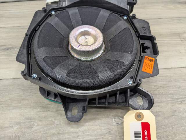 19-25 OEM BMW G20 G23 G42 G80 G82 Right Passeneger Sub Subwoofer Audio Speaker