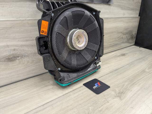 19-25 OEM BMW G20 G23 G42 G80 G82 Right Passeneger Sub Subwoofer Audio Speaker