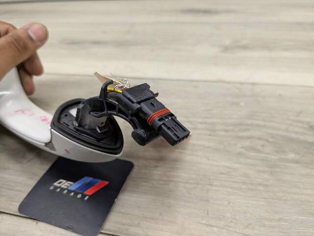 18-24 OEM BMW G01 G02 X3 X4 REAR Left Driver Door Handle COMFORT White