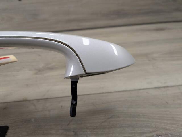 18-24 OEM BMW G01 G02 X3 X4 REAR Left Driver Door Handle COMFORT White