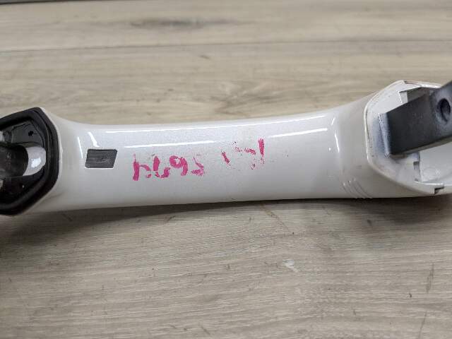 18-24 OEM BMW G01 G02 X3 X4 REAR Left Driver Door Handle COMFORT White