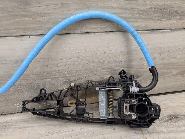 OEM BMW F15 F39 F48 X5 REAR Right Passenger Side Door Handle Lock Latch Actuator