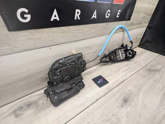 OEM BMW F15 F39 F48 X5 REAR Right Passenger Side Door Handle Lock Latch Actuator