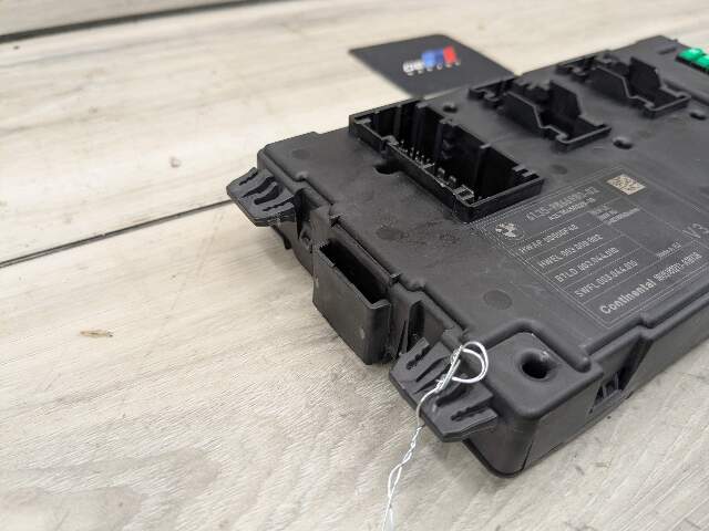 12-18 OEM BMW F30 F32 F82 REM Rear Body Control Unit Electronic Module BCM Box