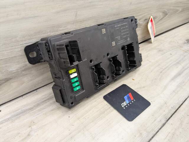12-18 OEM BMW F30 F32 F82 REM Rear Body Control Unit Electronic Module BCM Box