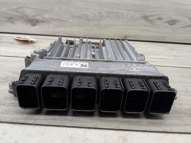 OEM BMW F22 F23 F30 F32 F33 F36 DME ECU B46 Engine Control Module Computer 8.4.1