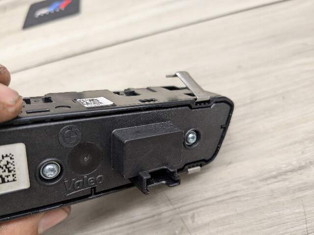OEM BMW G20 G22 G23 G26 G42 G80 G82 G83 Headlight Control Switch Light Module