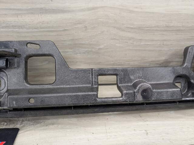 22-25 OEM BMW G42 G87 230 M240 M2 Rear Center Bumper Support Mounting Bracket