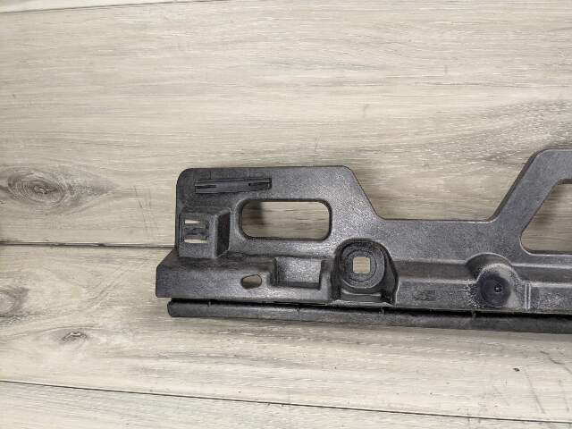 22-25 OEM BMW G42 G87 230 M240 M2 Rear Center Bumper Support Mounting Bracket