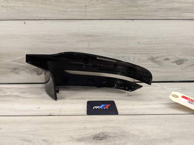 NOTE* 21-25 OEM BMW G20 G22 G23 G42 G80 M3 Right Passenger Side Mirror Cap Cover