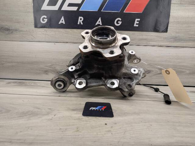 OEM BMW G42 230 M240 REAR Right Passenger Side Knuckle Wheel Hub Spindle Bearing