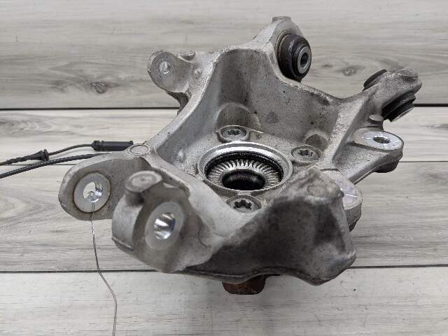 OEM BMW G42 230 M240 REAR Right Passenger Side Knuckle Wheel Hub Spindle Bearing