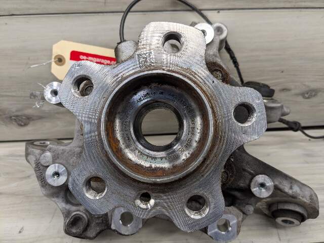 22-25 OEM BMW G42 230 M240 REAR Left Driver Knuckle Wheel Hub Spindle Bearing