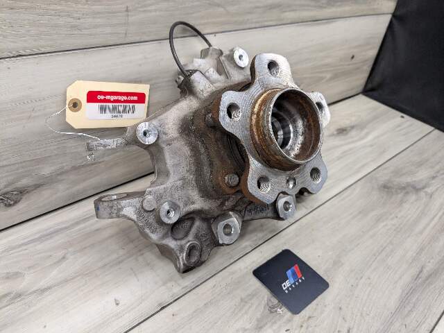 22-25 OEM BMW G42 230 M240 REAR Left Driver Knuckle Wheel Hub Spindle Bearing