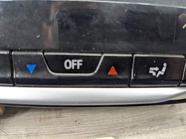 19-25 OEM BMW G20 G22 G23 G26 G42 AC Rear Heater Climate Control Switch Panel