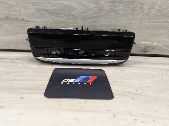 19-25 OEM BMW G20 G22 G23 G26 G42 AC Rear Heater Climate Control Switch Panel