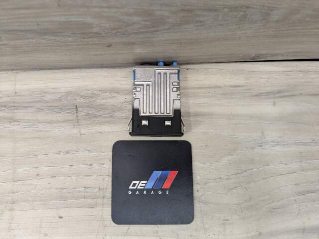 OEM BMW F44 F48 F97 G01 G05 G12 G20 G30 G80 USB Dual Type C Charger Port Socket