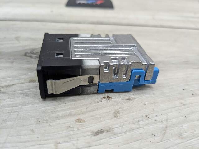 OEM BMW F44 F48 F97 G01 G05 G12 G20 G30 G80 USB Dual Type C Charger Port Socket
