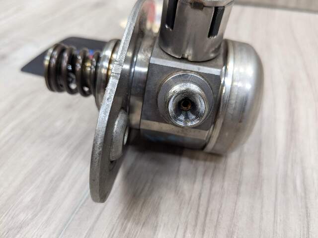 OEM BMW G12 G30 G32 F22 F30 F32 F36 HPFP B46 B58 Engine High Pressure Fuel Pump